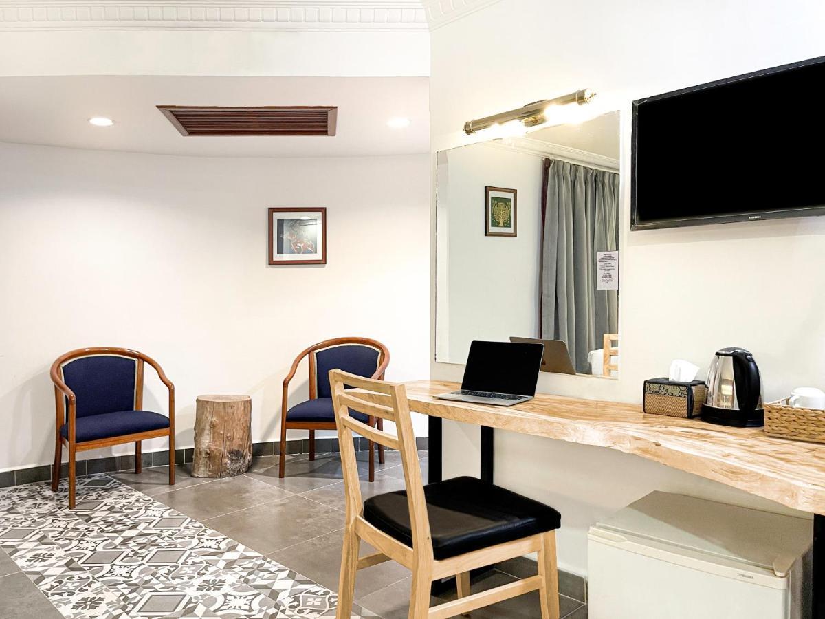 Pacific Hotel Phnom Penh Luaran gambar