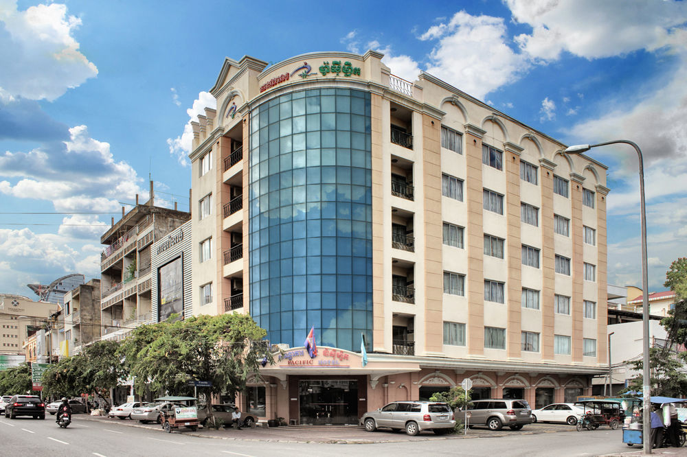 Pacific Hotel Phnom Penh Luaran gambar